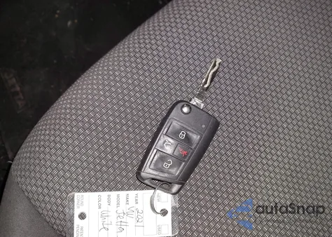 2021 Volkswagen Jetta 1.4T R-Line/1.4T S/1.4T Se из США, поврежденный, VIN 3VWC57BU0MM072517